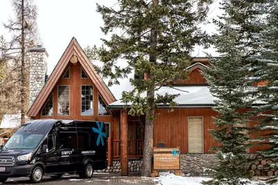 Image de This chalet is a 6 bedroom(s), 4 bathrooms, located in Kimberley, Bc.