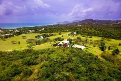 Image de El Cerro-3 maisons sur un domaine privé de 30 acres avec piscine