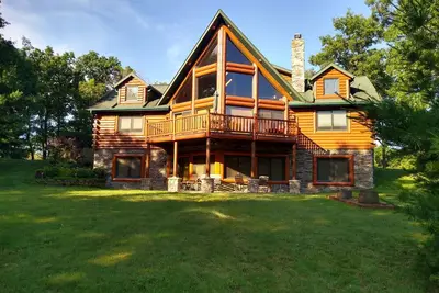 Image de Lodge de luxe sur Castle Rock Lake. Cadre parfait pour votre plaisir en plein air