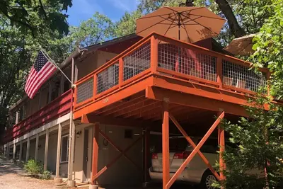 Image de 18 couchages, salle pour toute la famille, les privilèges du lac, à quelques pas du lac.