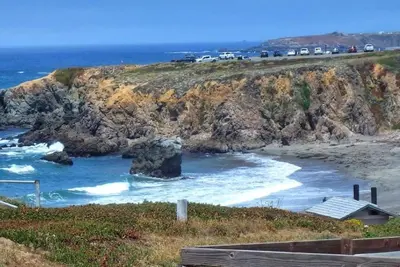 Image de Charmant Oceanfront Cottage at Schoolhouse Plage