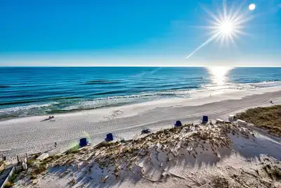 Image de Beach Front Belle - Pelican Beach 803 - La meilleure vue de Destin
