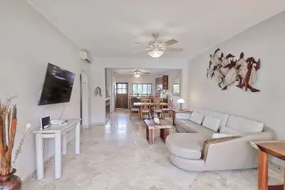 Image de Profitez de vos vacances à Cabo dans cette belle propriété Premier au 2ème étage avec 2 chambres!
