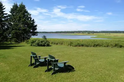 Image de Beach House à Durell Point