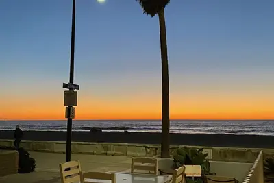 Image de Ocean Front Condo Sur le sable avec vue sur l'océan