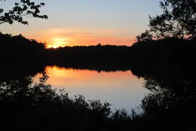 Image de Chalet spacieux pour familles sur le lac Mckechnie!