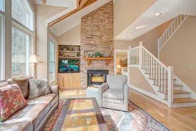 Image de Angler's Lodge / Gated Resort / Distance de marche de la piscine intérieure -10% Rabais de dernière minute - rabais inclus dans le devis en ligne