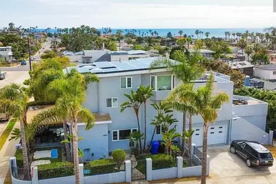 Image de Vues panoramiques sur l'océan, près du centre-ville, jacuzzi sur le toit, 5 téléviseurs, près de la plage