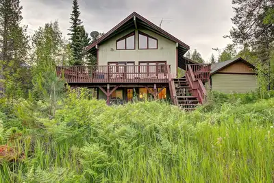 Image de Entrée du parc national des Glaciers à un kilomètre - Like New Home w / Ac