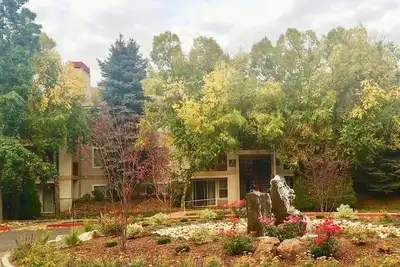 Image de 3 Br Fabuleux groupe / escapade en famille - entièrement meublé - Central Boise - E108