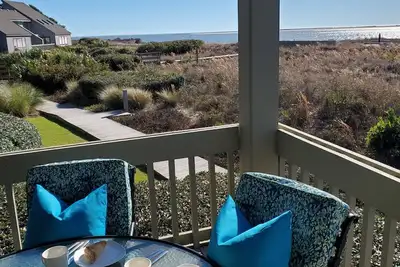 Image de Première Classe-Vue sur l'océan-Beach Front-Villa-Salle de bain privée séparée