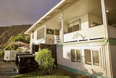 Image de Hale Lawai'a sur la baie de Kealakekua!