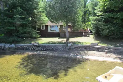 Image de Charmant et lumineux Muskoka Bay Cottage