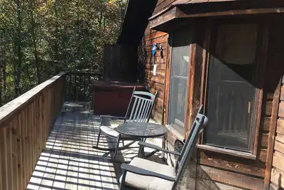 Image de Belle vue sur la montagne! WiFi et linge de lit inclus. Feux de stop entre 1 et 2a