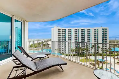 Image de Nouvelle Liste! Mise à jour du condo avec vue sur le golfe w / balcon et piscines partagées / bain à remous