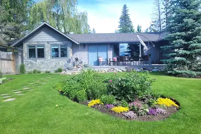 Image de Votre Escapade Authentic Lake House Vous Attend :)