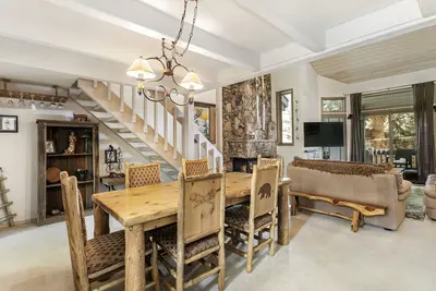 Image de Cadre privé dans cette maison de ski au pied des pistes!