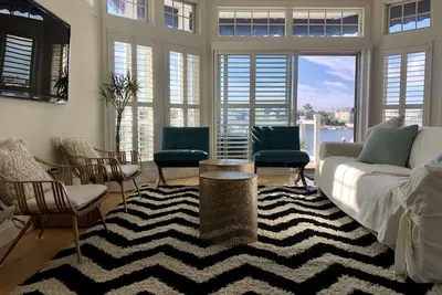 Image de Harvey Cedars Bayfront ~ 5 Mins To Beach ~ 4Br / 3. 5Ba