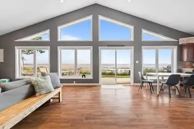 Image de Chalet moderne au bord de l'eau