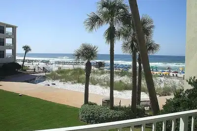 Image de Directement sur la plage. . À quelques pas de sable