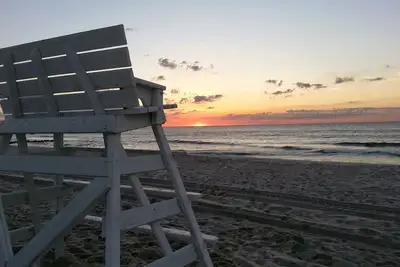 Image de Lavallette Beach House. 4ème maison de la plage. *** Locations D'Automne Disponibles ***
