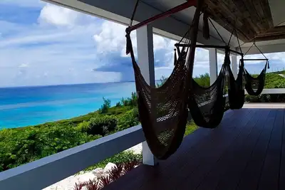 Image de Superbe maison avec vue imprenable sur l'océan