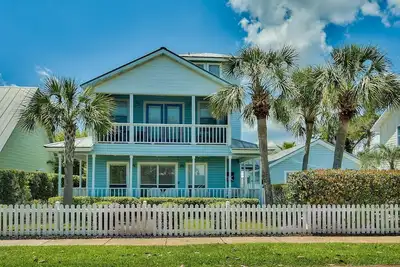 Image de Frais modiques, très bien situé, piscine privée, cuisine extérieure