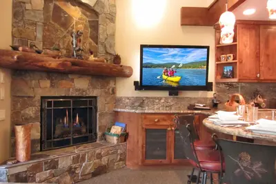 Image de Emplacement! Emplacement! ! ! Ski In-Out, Condo de pistes de ski très près de N'star Vill, Wi-Fi