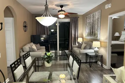 Image de 3br / 2ba 2e étage (2-6 personnes) Condo à Windsor Palms 3. 5 miles à Disney World