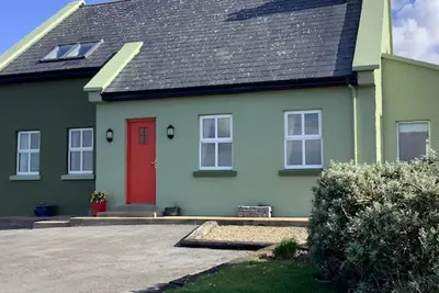 Image de Un chalet unique, une vue imprenable sur l'océan et le Burren de Doolin