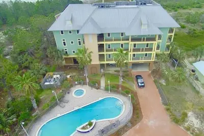 Image de Spacieux 3br / 2b sur les belles plages de Cape San Blas. Nouvelle Cuisine!