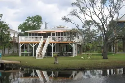 Image de Cottage Charm - Cadre paisible - Belle Vue Bayou & Retreat!