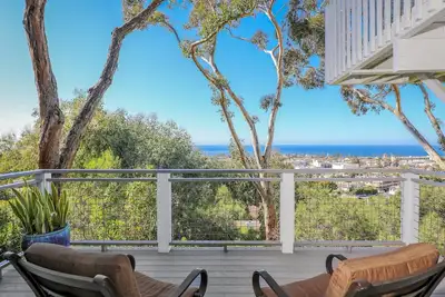 Image de Jane's Superbe Oceanview Craftsman dans le village de La Jolla - Walk To All!