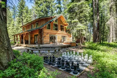 Image de Oma Lodge; Spacieux Log Home