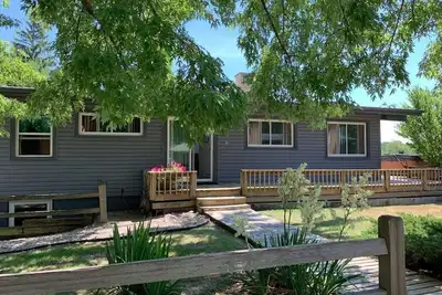 Image de Le Chemin Lake House ~ En ~ Sunset