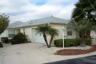 Image de Belle villa 3/2 à Virginia Trace - à pied du lac Sumter Landing