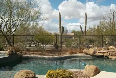 Image de Amazing -Sunset Views, Large Home-Great Yard-Pool / Spa