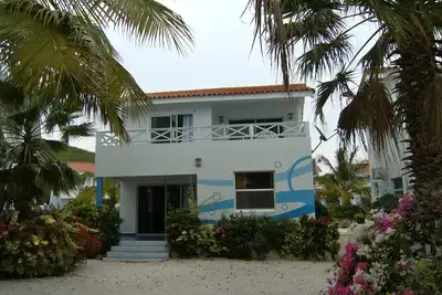 Image de Oceanfront, propriété de 3 chambres, bel emplacement