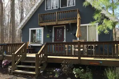 Image de Pocono Vacation Cottage à Lake Naomi - Location longue durée dans un quartier calme