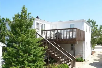 Image de Partie de duplex 1 bloc Ă Ocean + Bay Beaches, 2 ou 4 Br Sleep 6 ou 14