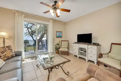 Image de Beautiful Condo - Great Ocean Views - Été au paradis