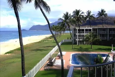 Image de Oceanfront Penthouse sur Maili Plage