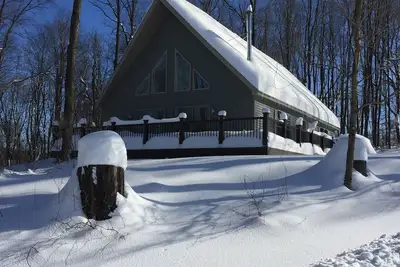 Image de Trois chambres, trois salles de bain Hilltop Retreat