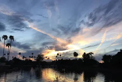 Image de Terrain de golf magnifiquement rénové Townhome à Dobson Ranch