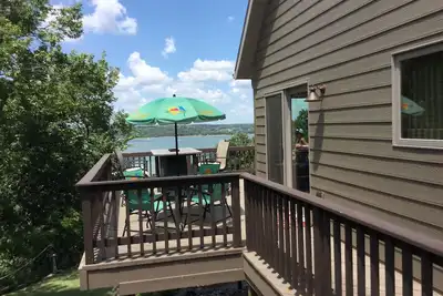 Image de Maison au bord du lac avec vue spectaculaire sur le lac