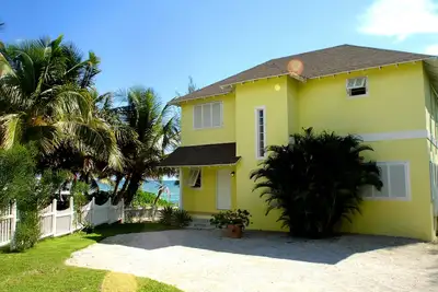 Villa droite sur l'océan, la propriété privée Cul-de-sac, calme, tranquille