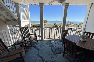 Image de Beach Front Condo sur le Strand, South Beach, Tybee Island, Géorgie