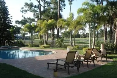 Image de Pga National, Luxury Pool Home, Golf et vue sur le lac, accès à pied recourir