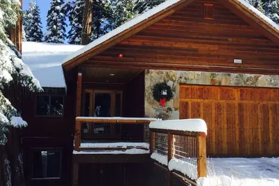 Image de Nouvellement construit Tahoe Luxury Home, skieurs emplacement de rêve ** 10 personnes