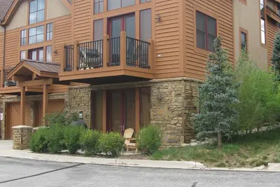 Image de Condo fantastique 2br 2ba au rez-de-chaussée
